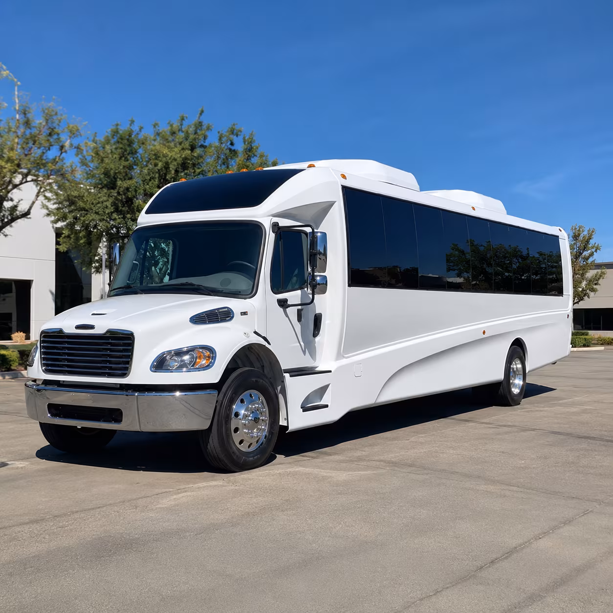 chico 35 passenger minibus