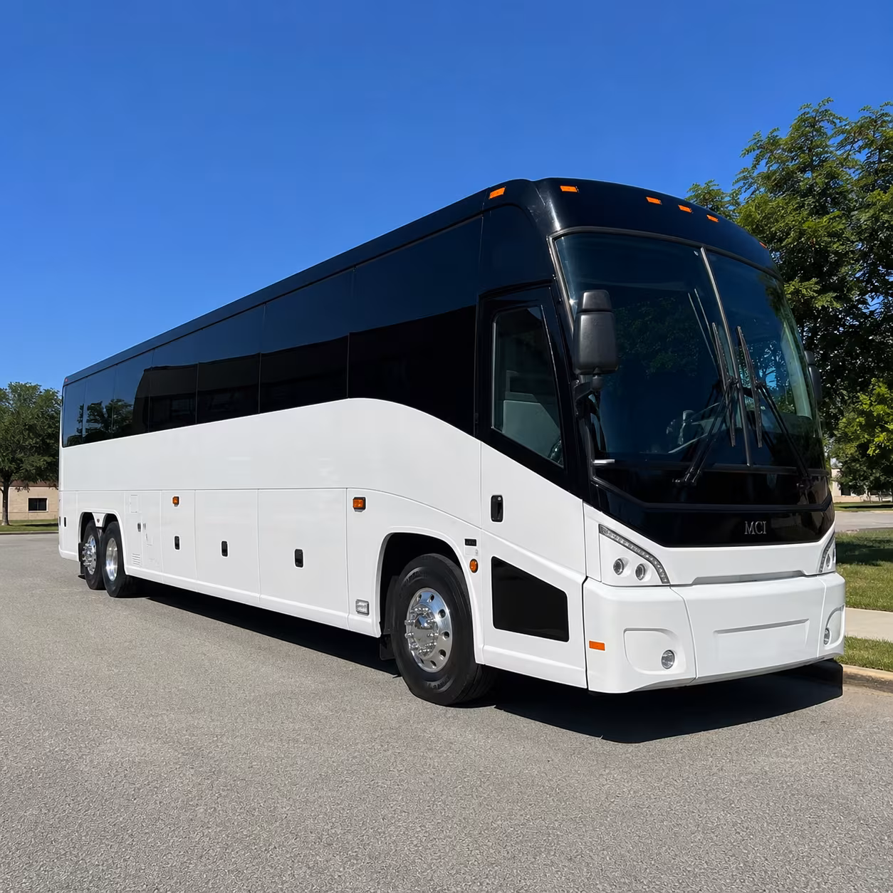 chico 40 passenger charter bus